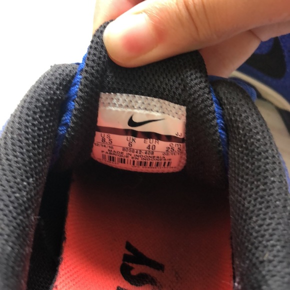 Nike runners - Picture 4 of 5